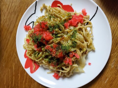 豚肉とキャベツのグルメのタレ焼きそば